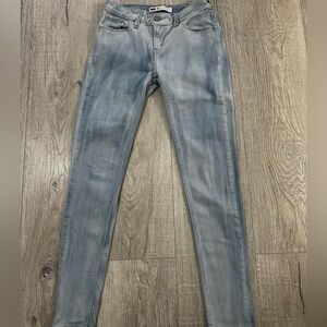 Levi's Women's Light Skinny Jeans